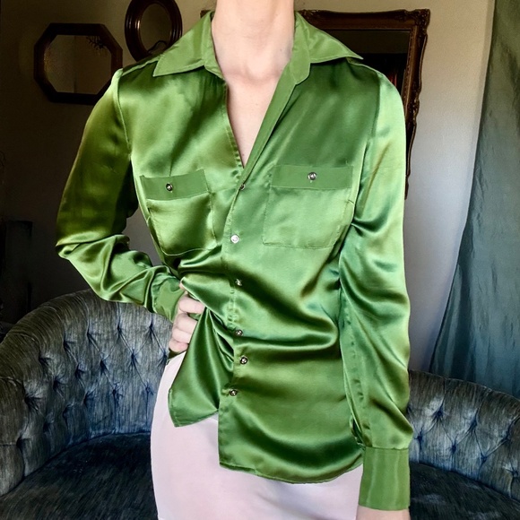 Women's 100% Silk Button Down Shirt, Green V Neck Small Office Blouse, Workwear - Picture 1 of 13